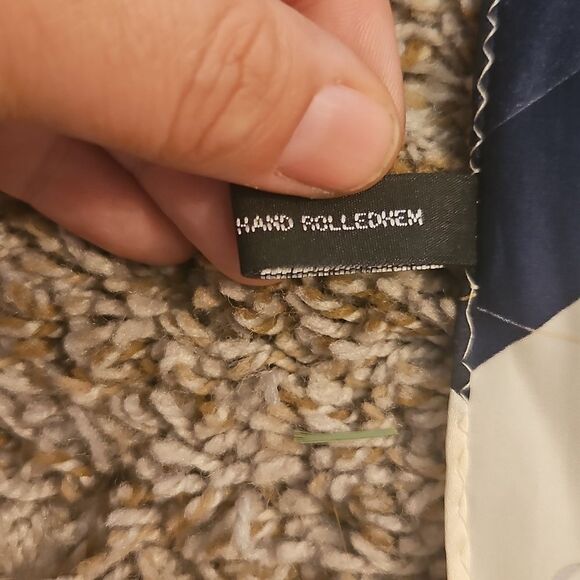 100% Silk Pocket Square Handkerchief | Navy & Cream | 10x10 - Picture 4 of 6